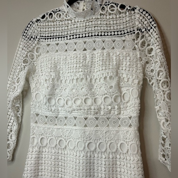 Yoins White Lace Cut Out Design Dress Size S - Picture 5 of 10
